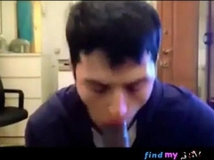 dude enjoys sucking a big black cock