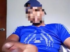 Stud with his Good-Sized 21cm Manmeat...!!!