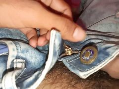 BIG ASS MILF IS GETTING HER SEXY ASS WORSHIPED ON THE