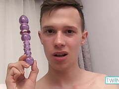 Cute Twink Aaron A Masturbates And Fingers His Deep Butt!