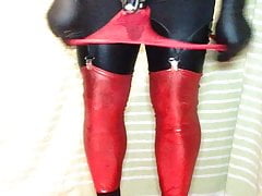 SISSY IN SPANDEX RED AND BLACK SHOW FUCKING TOYS