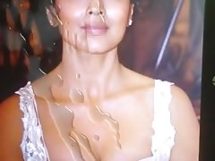 Shriya booms cummed