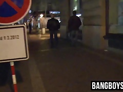 Big daddy pays a twink to suck his dick