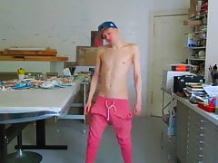 TWINK IS ALWAYS HUNGRY FOR RAW COCK
