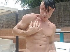Nude muscle show xxl