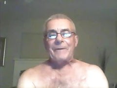 Daddy cums on cam