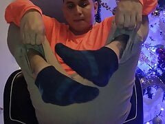 suck my feet fagot