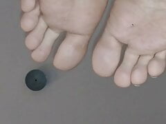 U wanna se this feet complete