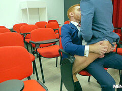 Leander fucks Shane Jackson at his business school