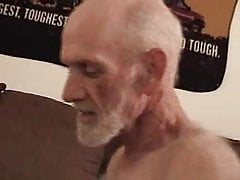 old bear seduces