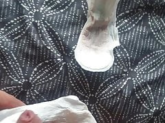 Wanking into wifes used tampax
