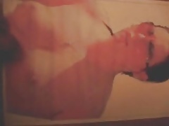 Jessie Wallace tits