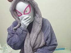 Spidergwen vibrates and orgasm few times in sexy purple dress