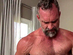 I need to pulverize this silver man