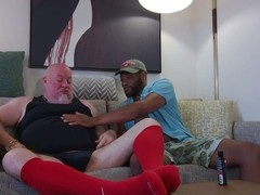 Mature seductress lures unsuspecting straight men on spycam