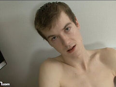 Tyler Fox gets all foxy with his matsurbation