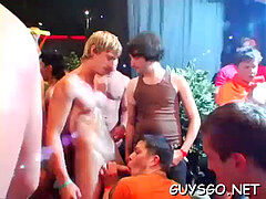 extraordinaire homoorgyual sex party