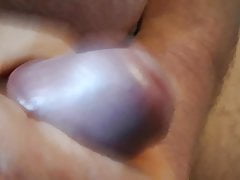 Masturbation an der Eichel xxy1q