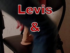 Levis & Dildo
