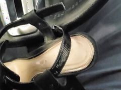perverted mechanic see Milf heels in her mustang.  played with her heels while its being washed