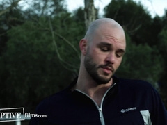 Coach Instructs Athlete To Open Mind And Eases His Culo Before Game