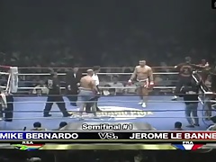 Boxing Kiss