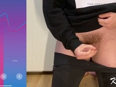 Hunk enjoys intense hands-free cumshot with prostate orgasm