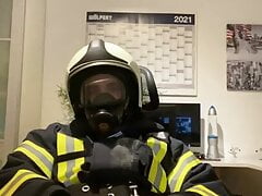 Mega Cum in Feuerwehr