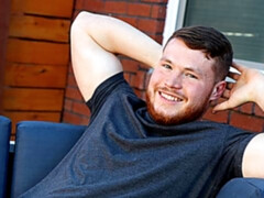 Chubby and muscular solo guy Canelo Ment jerking off