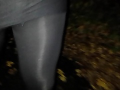 leggings at night