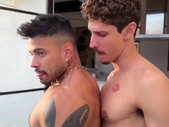 Big Dick Fucking Muscle Bottom