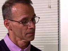 Psychotherapist Rodney Steele seduced straight hunky patient