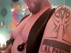 Pumping tits and bouncing show