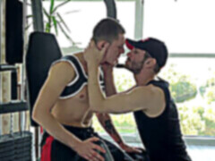 Muscle hunk, russian, gay gym