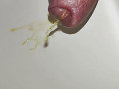 Aj low piss