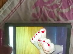 Cum tribute for my feet