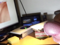 Cumshot im Office in Slow Motion