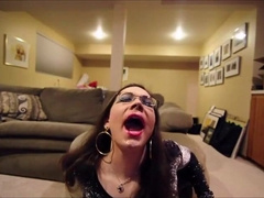 Crossdresser's Blowjob Adventure1s