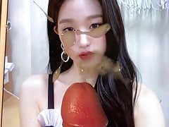 IZone wonyoung facial cumtribute