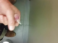 Had to cum.  Thinking of wet pussy