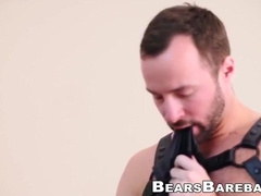 Dominant Hunk Slamming Cub The Bareback Way With Parker Logan And Alex Hawk