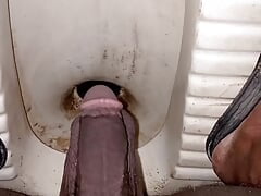 pissing normal black dick