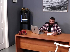 Hairy hunk playing with a twink in the office room