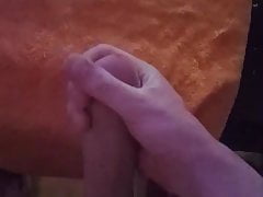 Quickie (not a lot of cum this time as i wanked earlier)