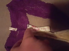 panties! jerk off on stolen college girls panties!