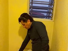 Piss, Peeing in the Office