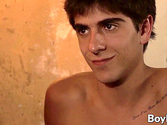 lean young homo pumps out cum after taking it in his asshole