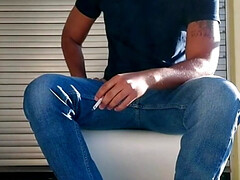 Marlboro ashes, clean it princess