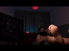 Idolize my soles. You can jism over them. Use earphones