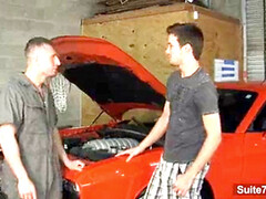 stunning gay mechanic gets plowed in the garage